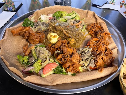 Somomo Eritrean and Ethiopian Restaurant