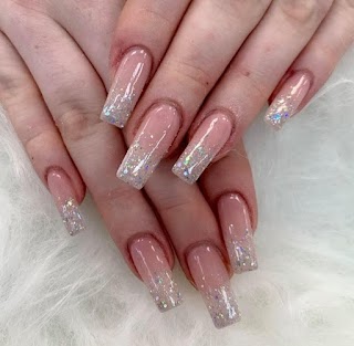 Unique Nails & Beauty