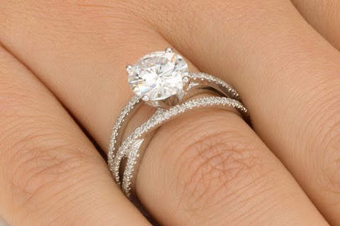 Touche Doree - Moissanite Diamond Jewellery Store Edinburgh UK | Engagement Rings Edinburgh UK