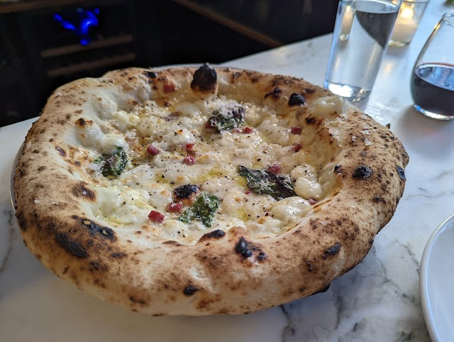 Una Pizza Napoletana