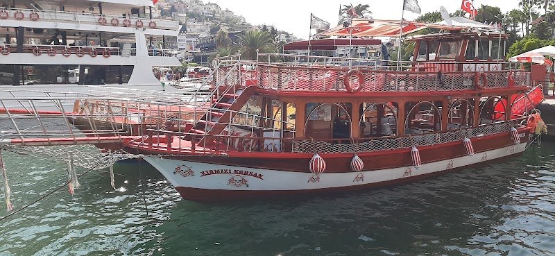 RED PİRATE BOAT TOUR ALANYA