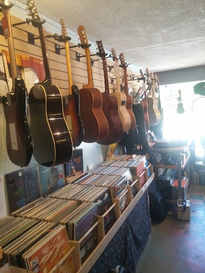 photo of Saltspring Sound and Music Store