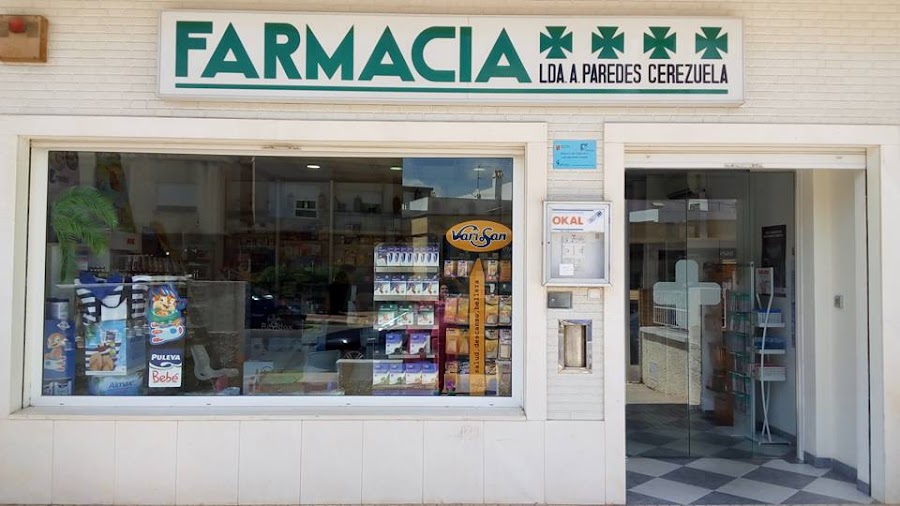 Foto farmacia Adela María Paredes Cerezuela