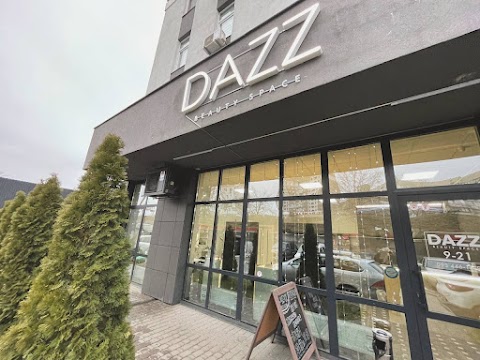 Салон краси DAZZ beauty space