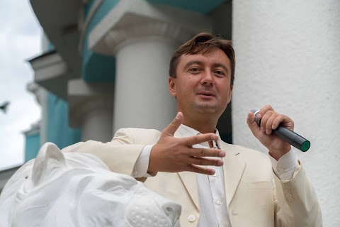 Ведущий на свадьбу, юбилей, корпоратив в Харькове