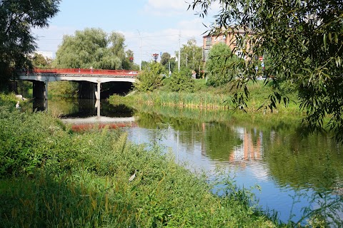 Червоний міст