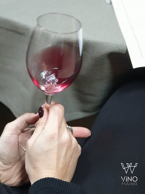 Vino Maнiя