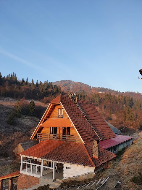 Садиба Під Тростяном