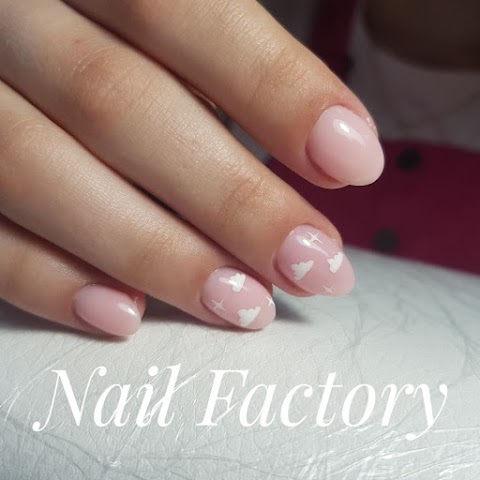 Nail Factory - Студія бездоганного манікюру