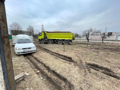 УТБ-7 Купить щебень, песок горный, песок мытый, кирпич красный, вывоз мусор