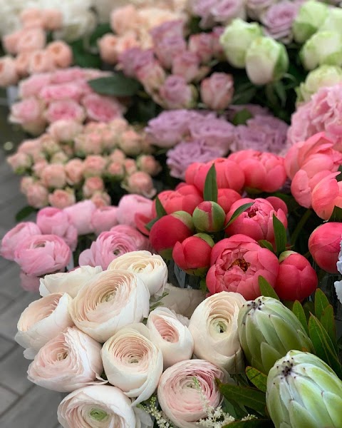 Flowers-Shop.com.ua - Доставка квітів Ужгород