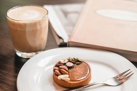 Coffee and macarons