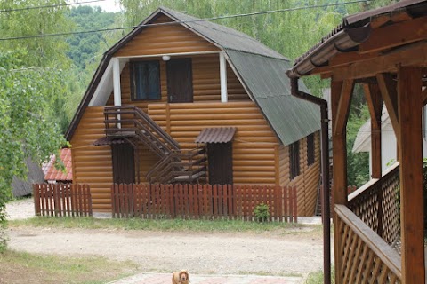 База відпочинку "ЗАТИШОК ".