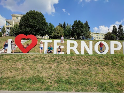 Центральний причал теплоходів