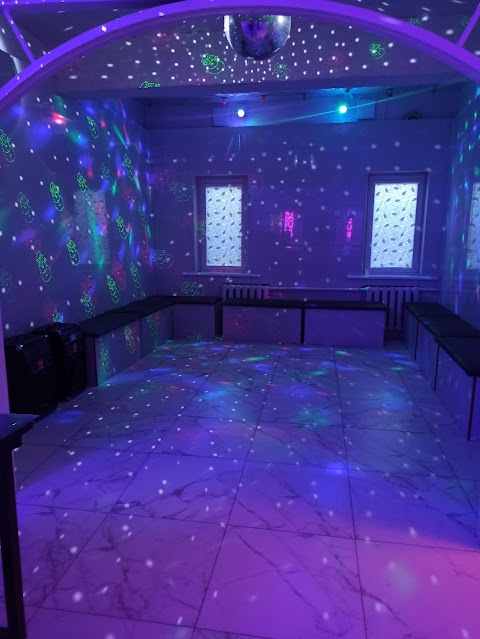 Дом на Киевской, Club House