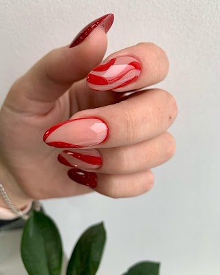 Glow_nails