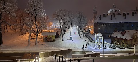 На Валах Сквер