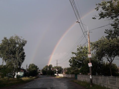 пл. Шкільна