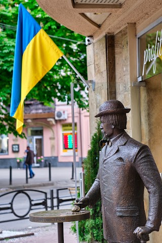 Пам'ятник Ігнацію Камінському