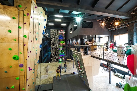 Climbing SPACE