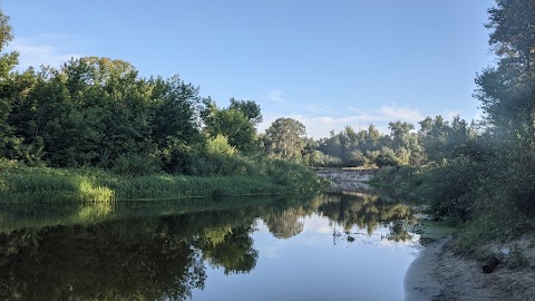 Подвесной пешеходный мост