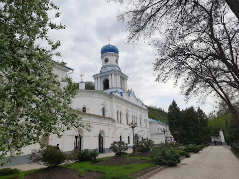 Свято-Успенська Святогірська Лавра