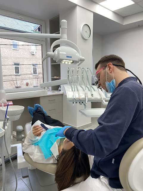 JOLIE Dental Studio