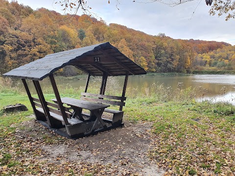 Озера у Раковець-Новосілка, Бобрівка