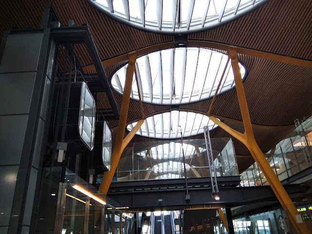Aéroport Adolfo-Suárez de Madrid-Barajas