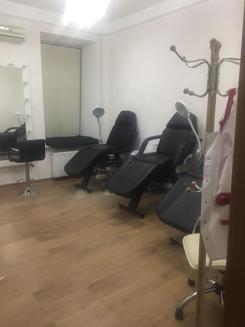 Клиника косметологии Contour cosmetology clinic