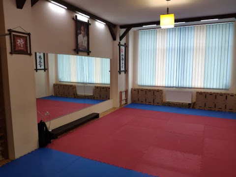 КАРАТЕ-КЛУБ «PTICYN DOJO»