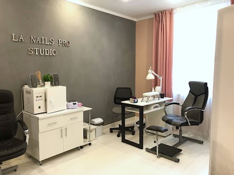 LA nails Pro Studio