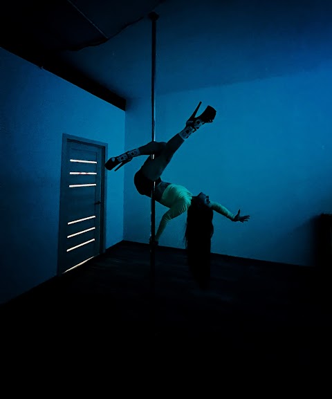 Студия Pole dance "Gravitacia"