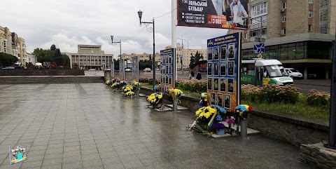 Пам'ятні дошки загиблим воїнам АТО та ООС