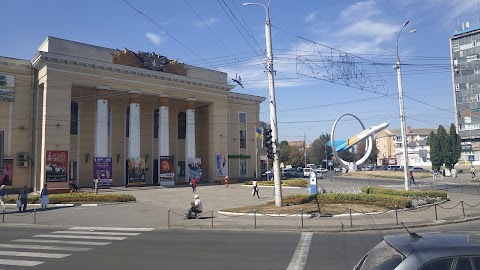 Монумент «На честь створення Повітряних сил Збройних Сил України»