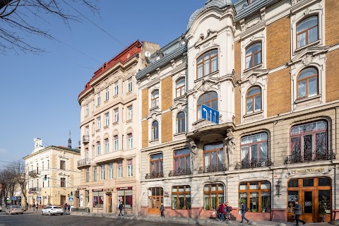 Grand Lviv Apartment