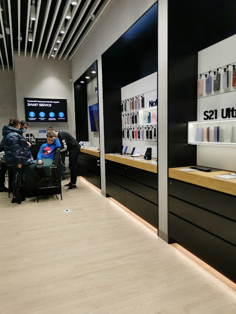 Samsung Experience Store