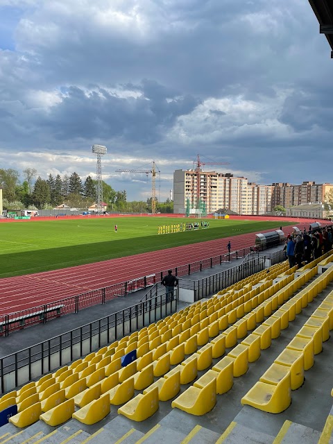 Центральний міський стадіон «Полісся»