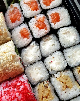 Sushi Take Out