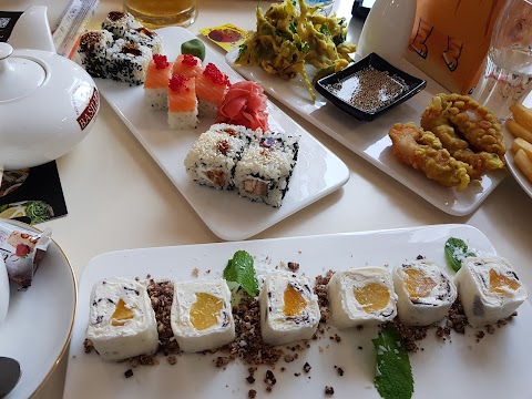 Kafe "Pitstsa Sushi"