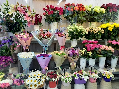 Салон магазин цветов "Magic Flora"