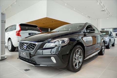 Автосалон Volvo Car Київ Аеропорт