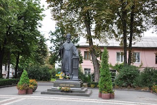 Пам'ятник патріарху Йосипу Сліпому