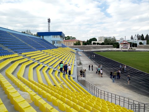 Центральний міський стадіон «Полісся»