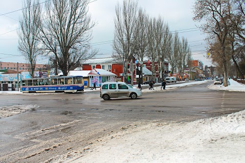 вул. Дніпровська