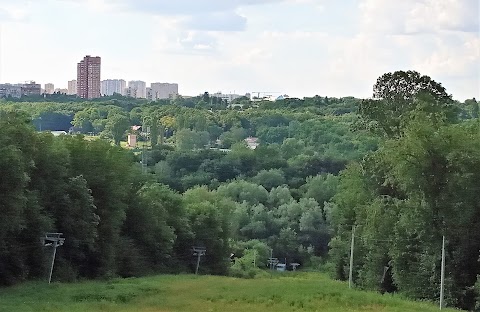 Голосіївська гірка з підйомником