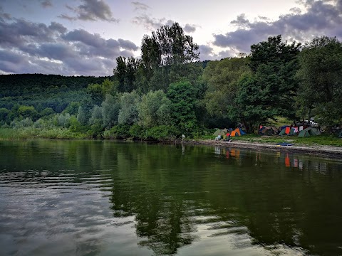 Трейлери на Бакотські затоці