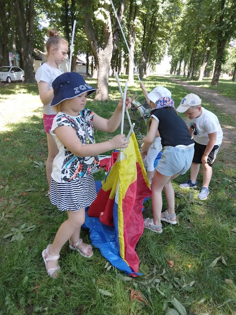 Пізнавальна Креативна Психологічна Студія Соняшник