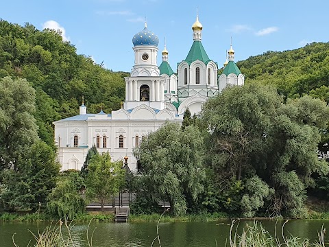Свято-Успенська Святогірська Лавра