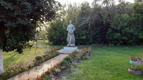 Пам'ятник Л. Українці